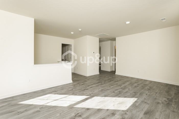 256 Country Ln - Photo 2 of 19