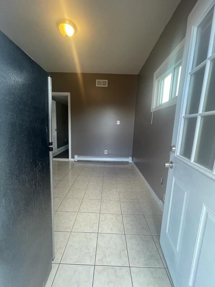 29 Willow St - Photo 2 of 16