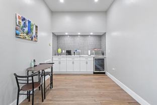 2351 S 37th Ave - Photo 1 of 1