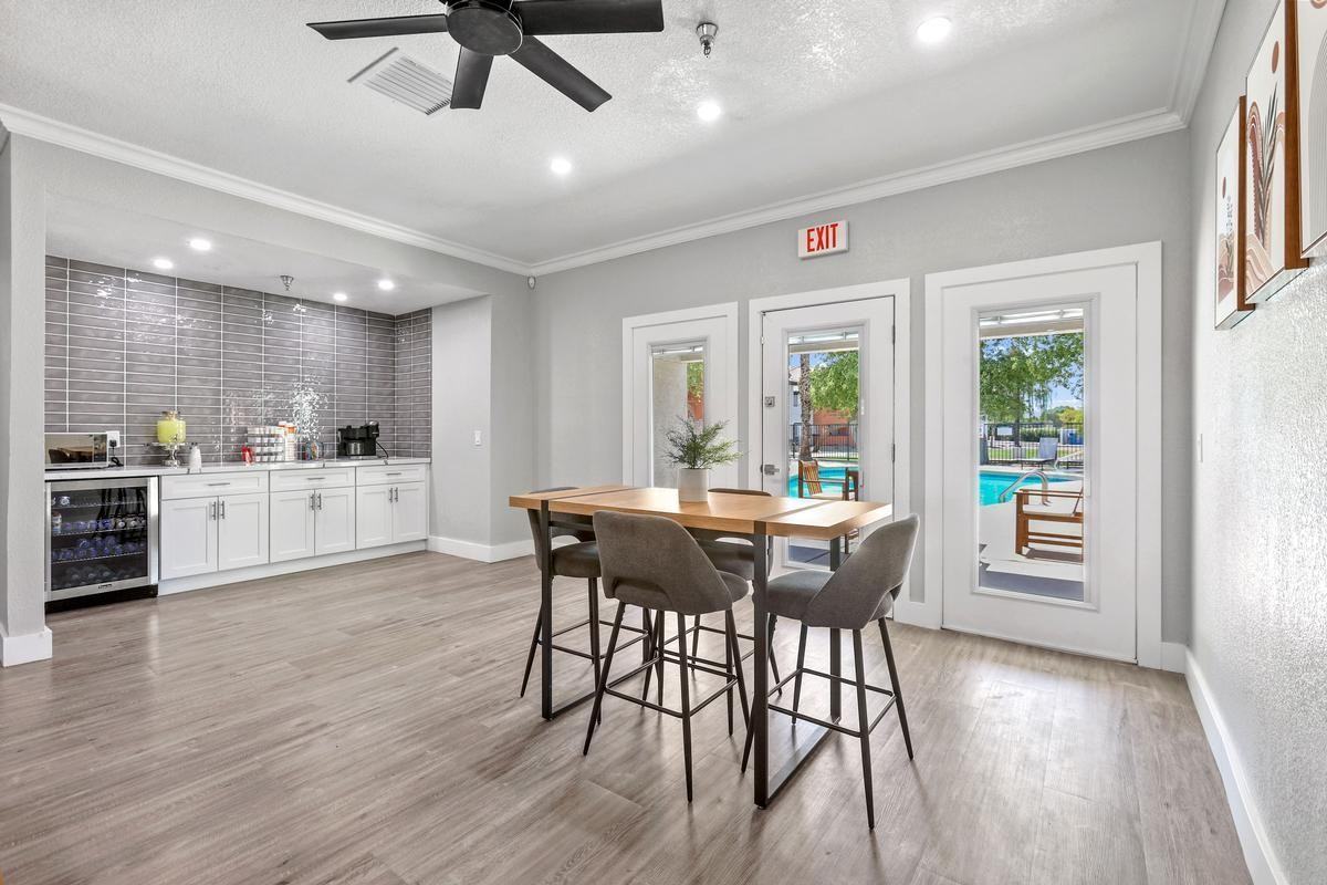 1850 S Avenue B - Photo 7 of 8