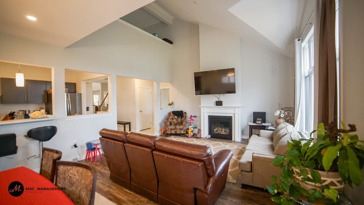 108 Ridge Rd N #1 - Photo 3 of 50