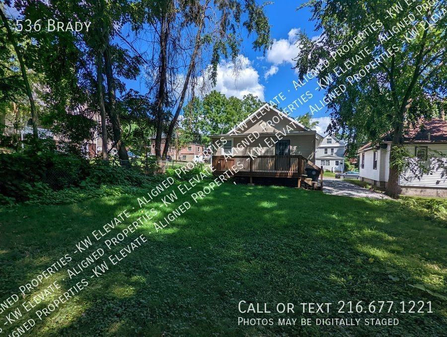 536 Brady Ave - Photo 2 of 8