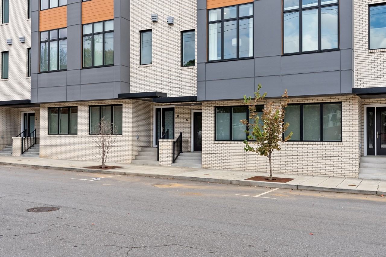 6 Bauhaus Ct #6 - Photo 3 of 20