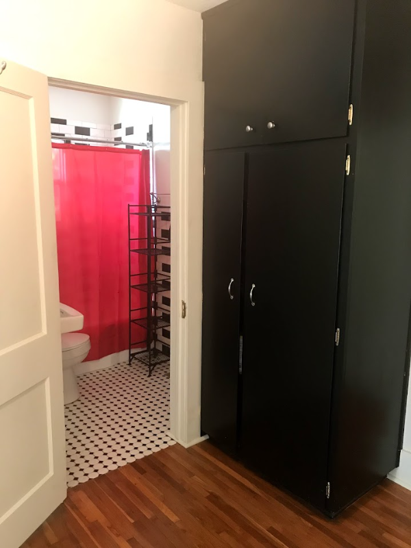 1637 N Salina Ave - Photo 2 of 11