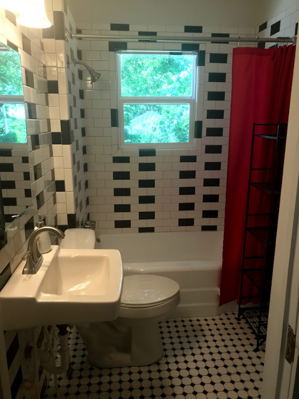 1637 N Salina Ave - Photo 3 of 11