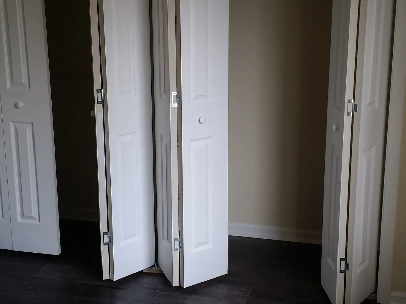 220 Wells Ct - Photo 2 of 3