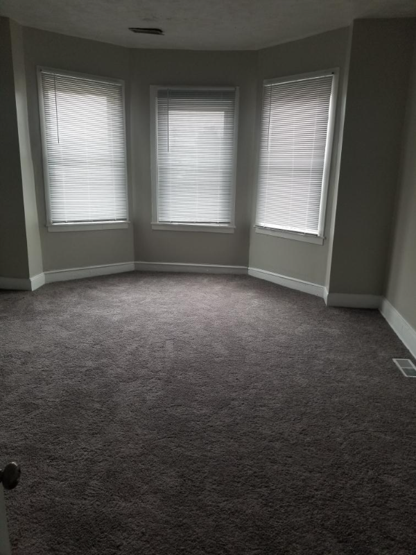 2703 Violet Ave - Photo 3 of 13