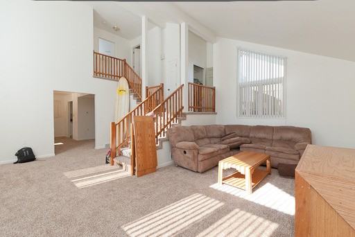 1209 Kirkwood Dr - Photo 3 of 11