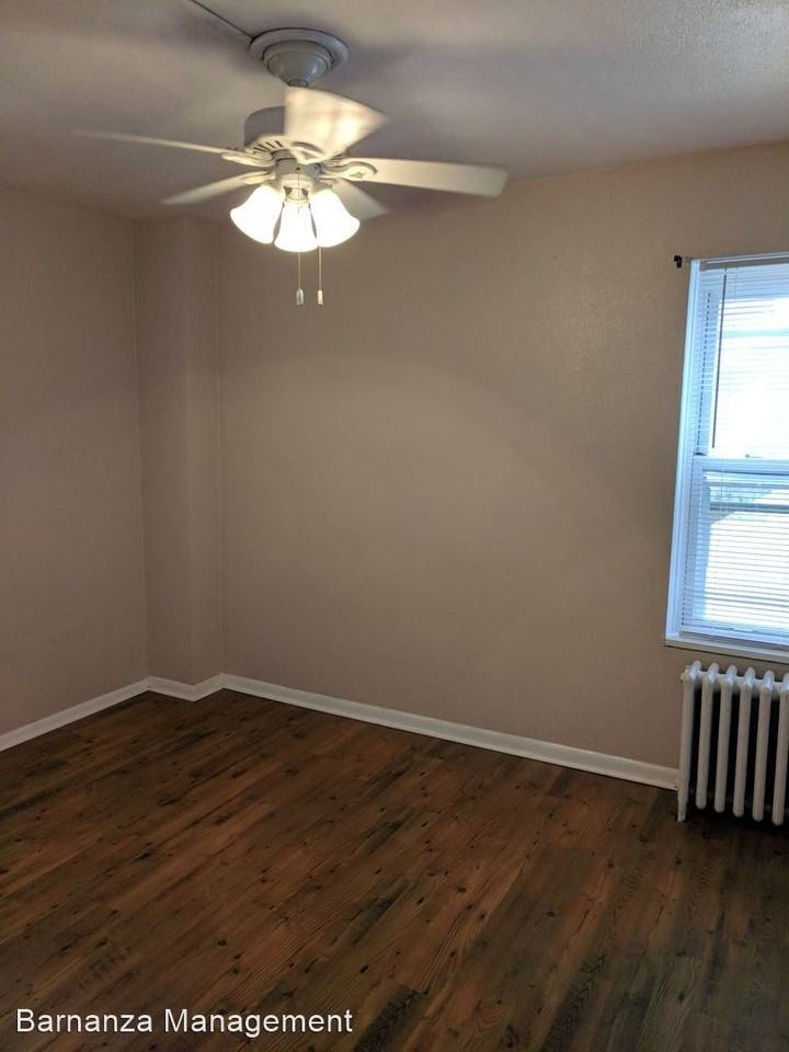 South Oakland Large and renovated 3 bedroom apartment Must SEE