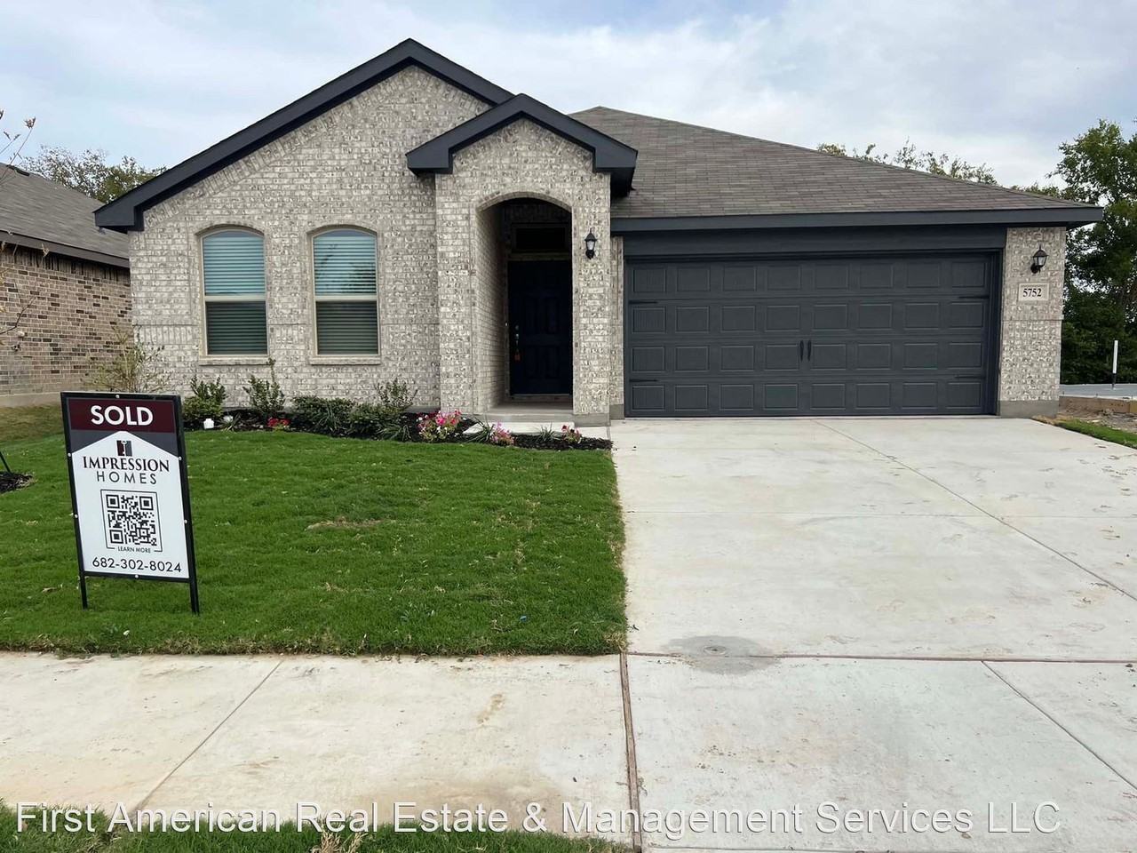 5752 Brookville Dr - Photo 3 of 27