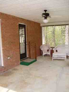 209 Nottingham Cir - Photo 2 of 12