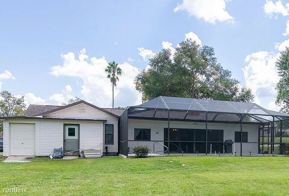 7401 Galloway Rd - Photo 3 of 10