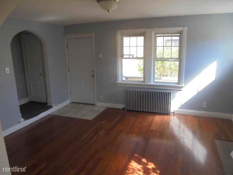 3001 Glen Mawr St - Photo 3 of 13