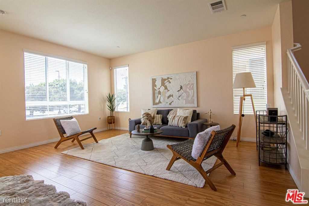 12002 Millennium Park Ct - Photo 3 of 10