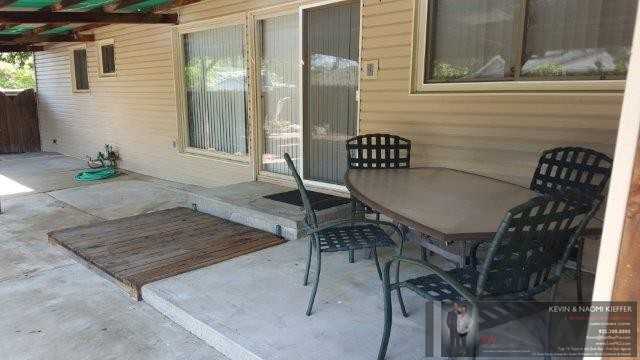 1830 Toyon Dr - Photo 2 of 7