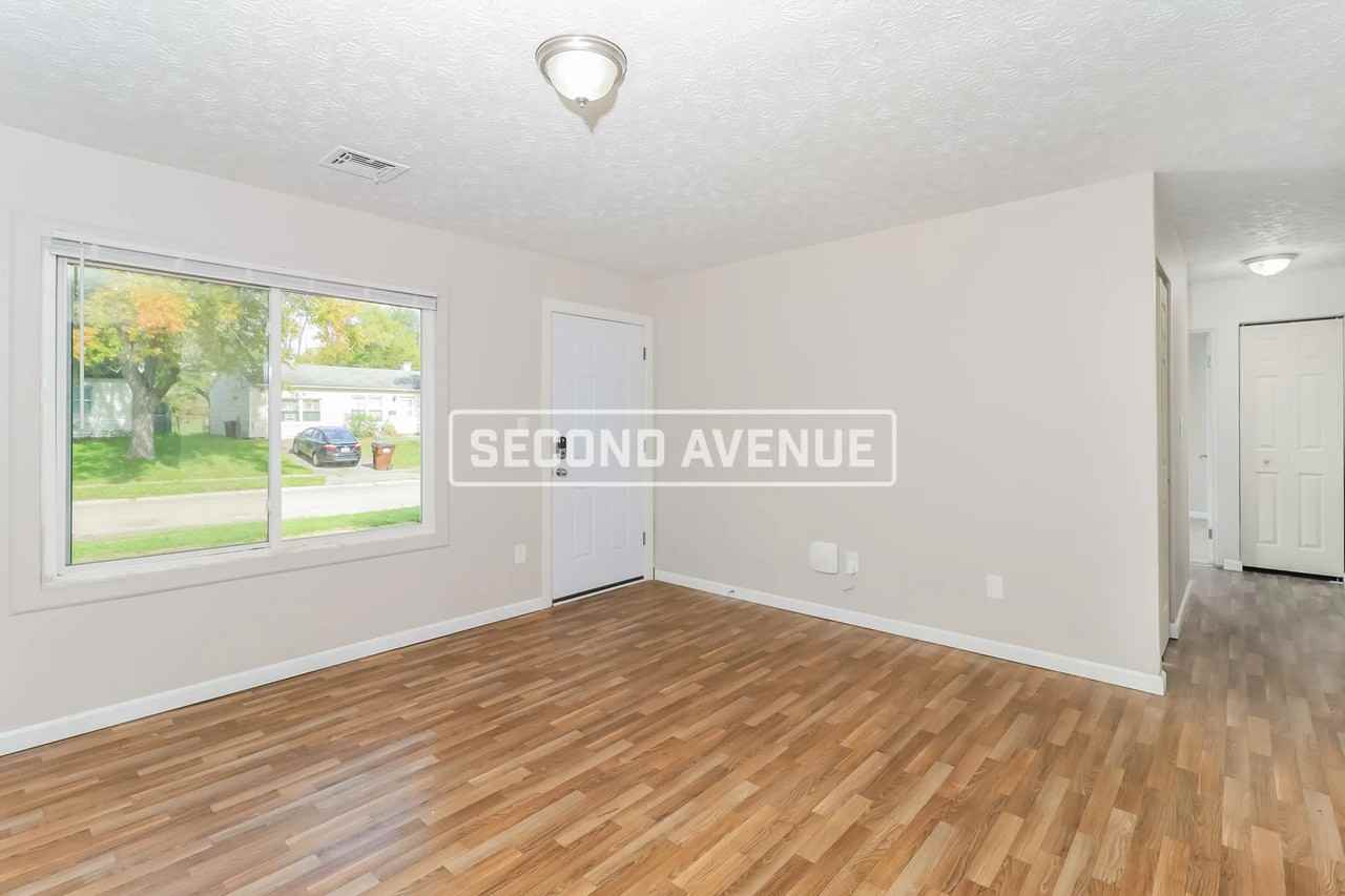 3123 Elkhorn Dr - Photo 2 of 11