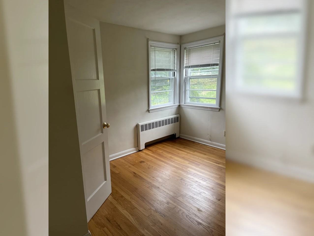 404 Ridge Rd - Photo 3 of 9