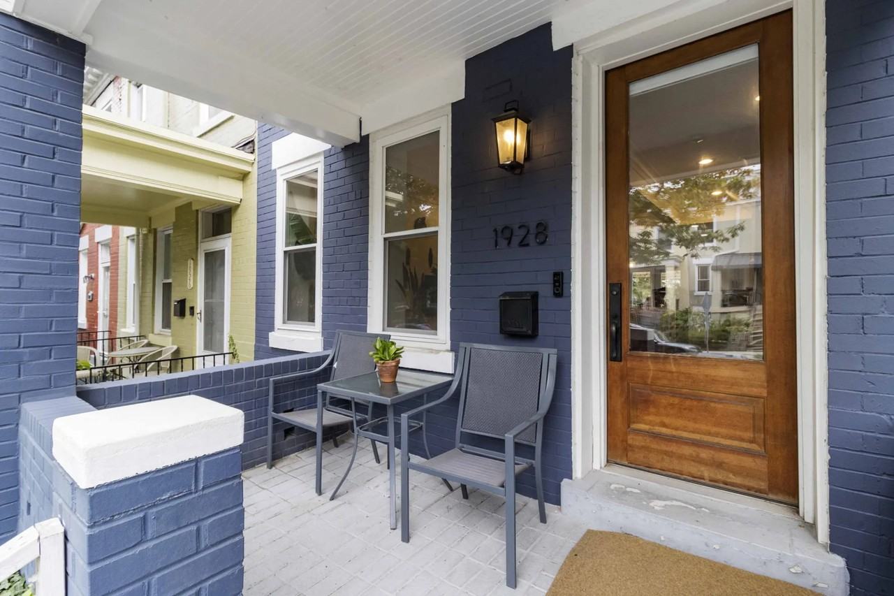 1928 1st St Ne - Photo 2 of 34