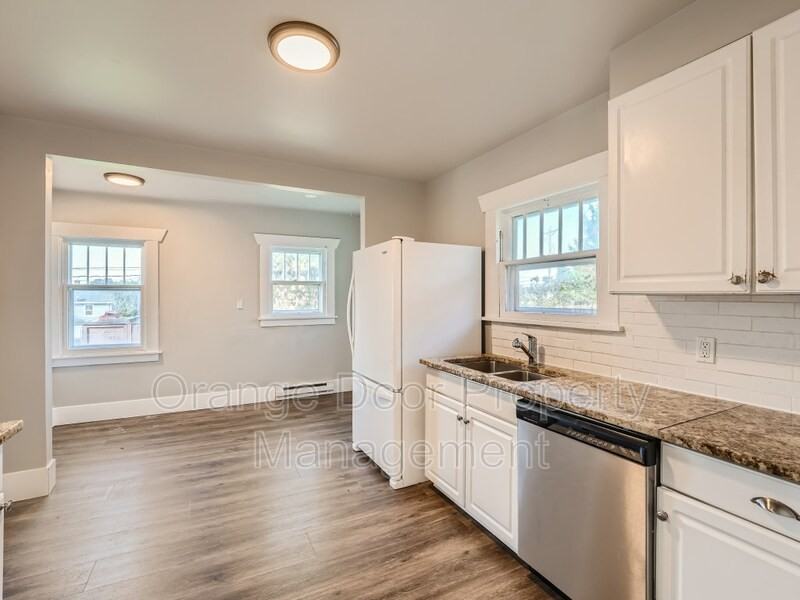 4124 S M St - Photo 5 of 15