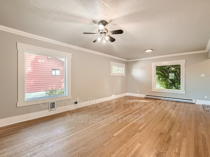 4124 S M St - Photo 4 of 15