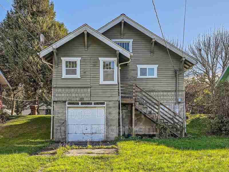 4124 S M St - Photo 2 of 15