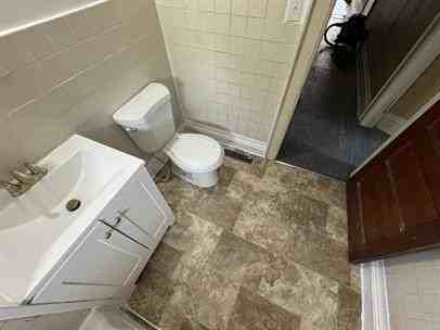 254 Furman Street - Photo 2 of 6