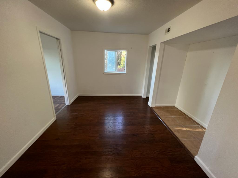 1017 Central Blvd - Photo 3 of 10
