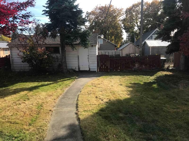 1016 E Nebraska Ave - Photo 2 of 16