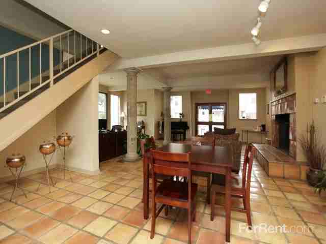 Sierra Royale Condos - Photo 3 of 8