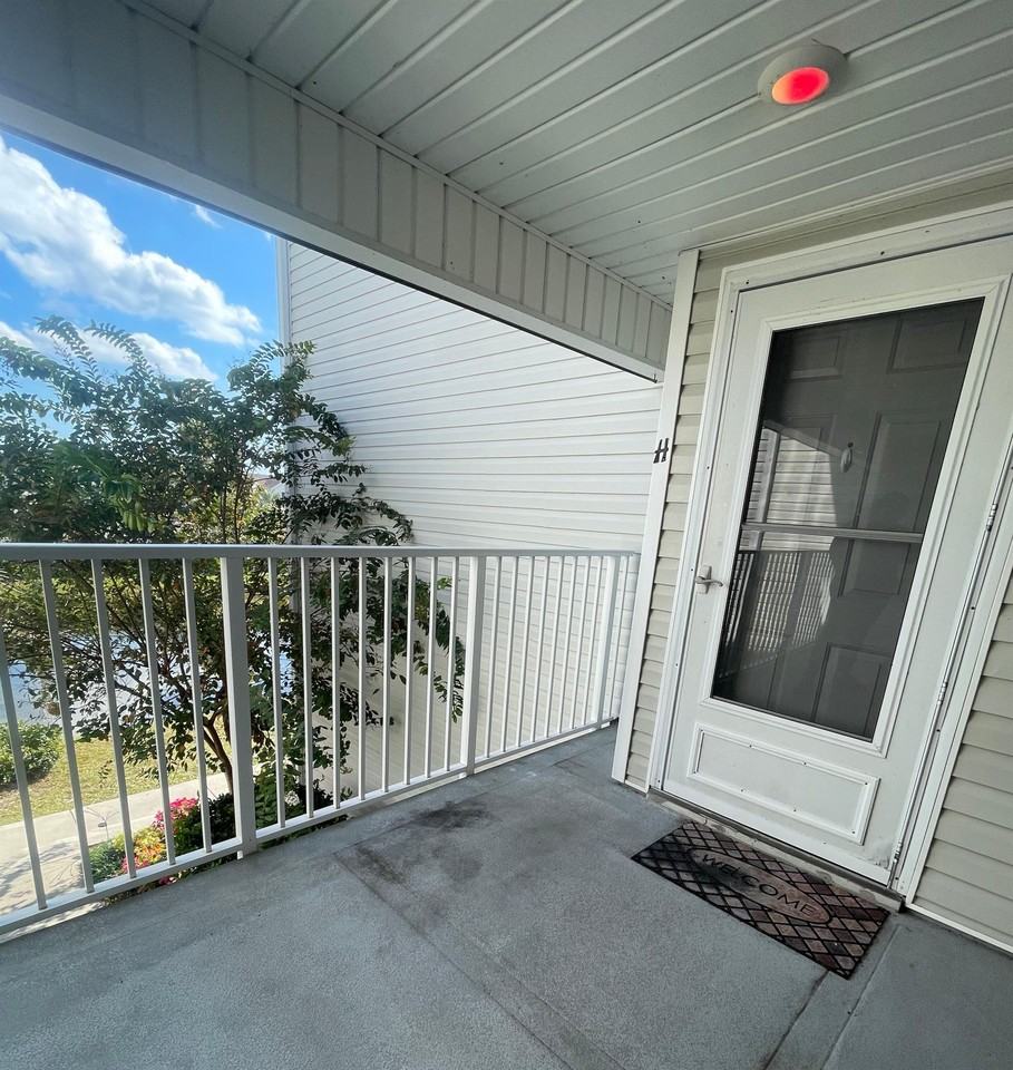 2266 Huntington Drive - HUnit H #H - Photo 6 of 35