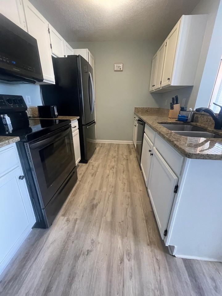 2266 Huntington Drive - HUnit H #H - Photo 2 of 31