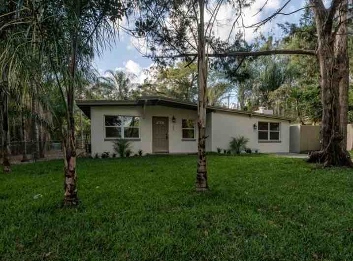 624 Alpine St - Photo 3 of 11