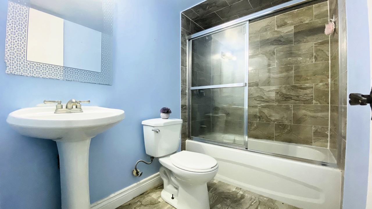 43 Windsor Road - Photo 2 of 10