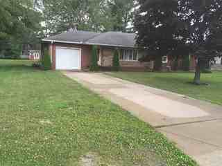 5529 Vineyard Dr - Photo 2 of 12