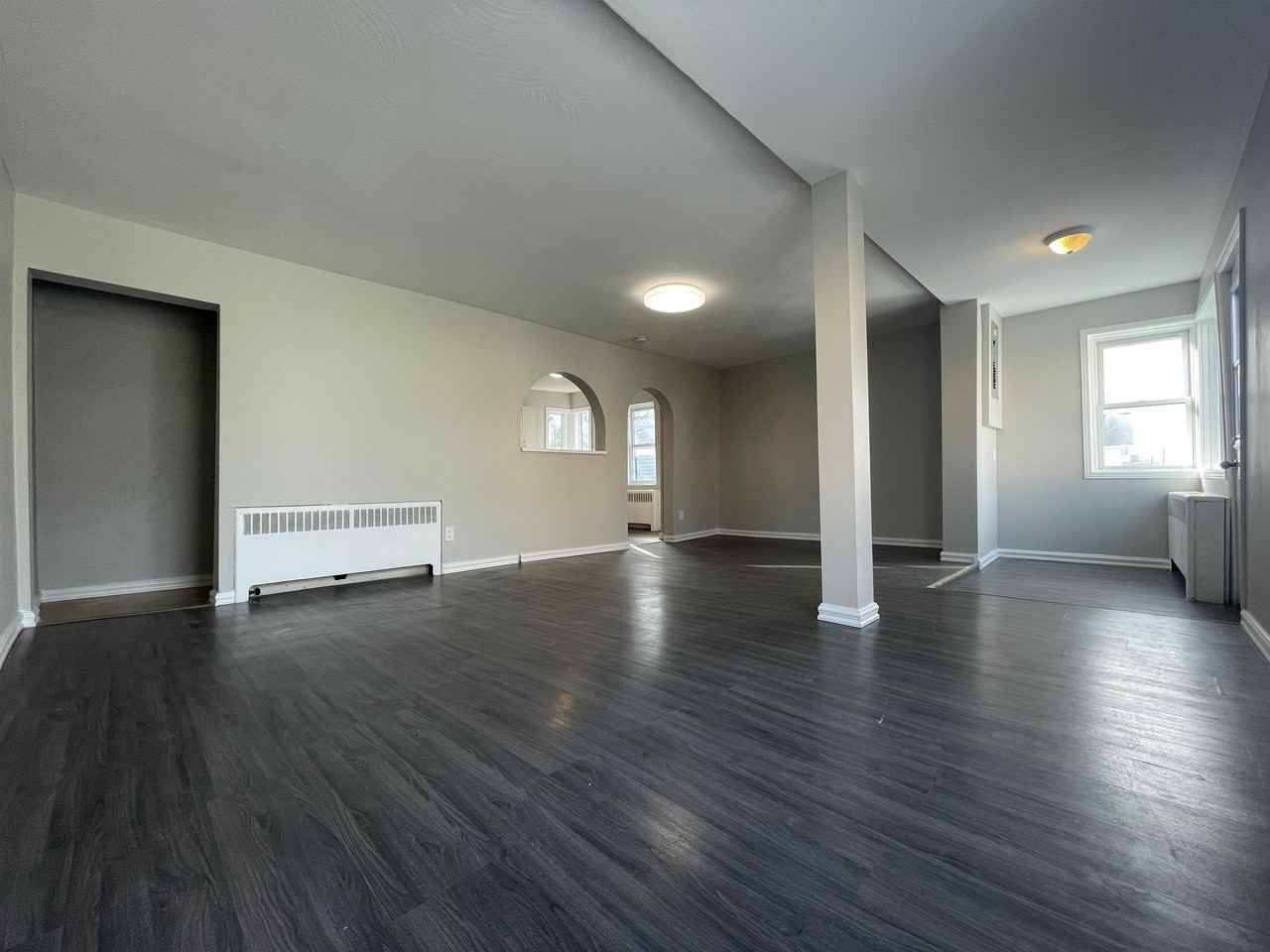 43 Belanger Ave - Photo 3 of 7