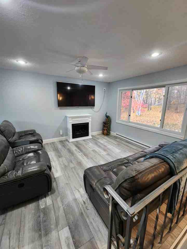 25 Dodder Ln Sw #NA - Photo 2 of 12