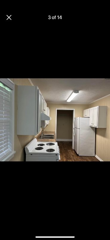 1511 Desoto St - Photo 2 of 10