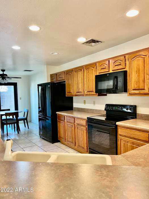 16206 S 39th St - Photo 3 of 17