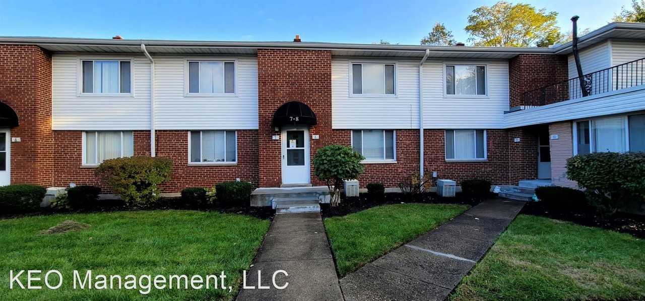 1053 - 1059 Wilmington Avenue - Photo 2 of 27