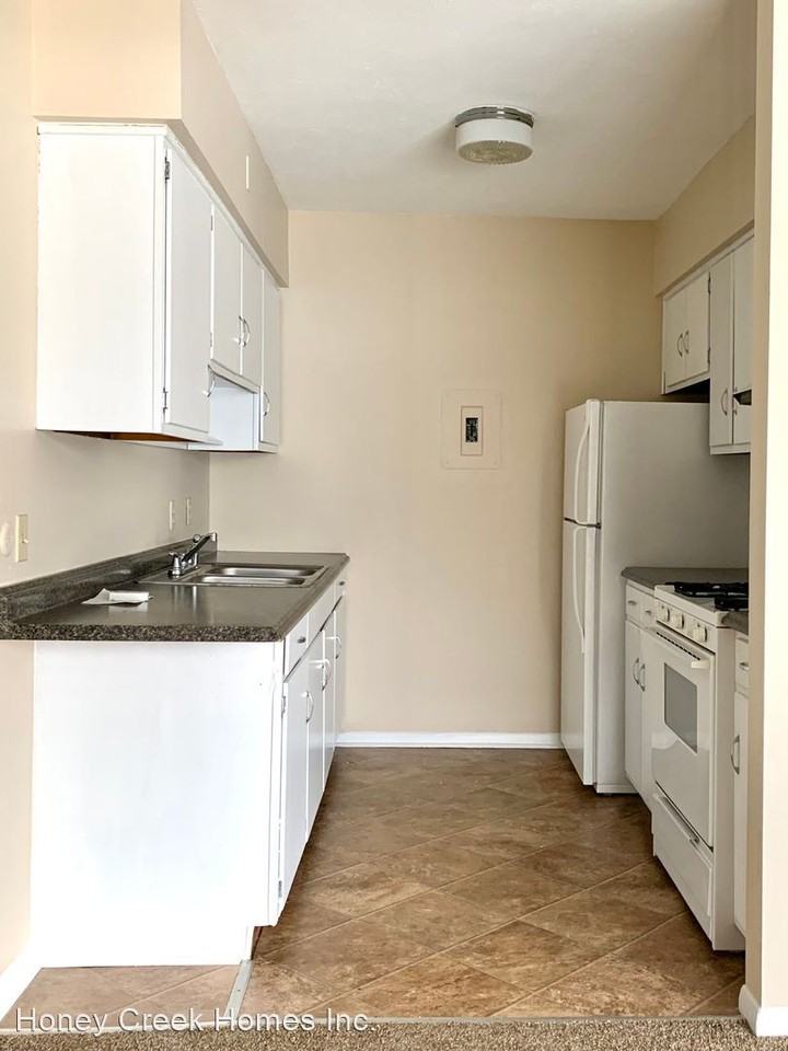 223 - 229 Mohawk St - Photo 3 of 8