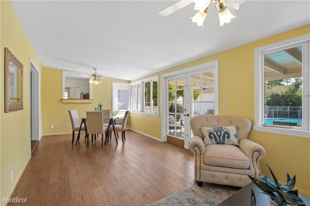 1900 Kerns Ave - Photo 2 of 10