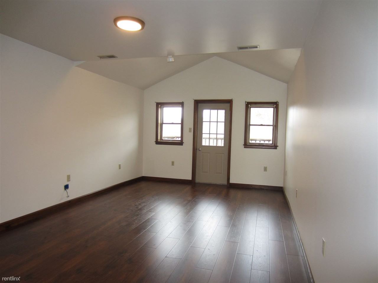 622 N Garfield Ave - Photo 3 of 6