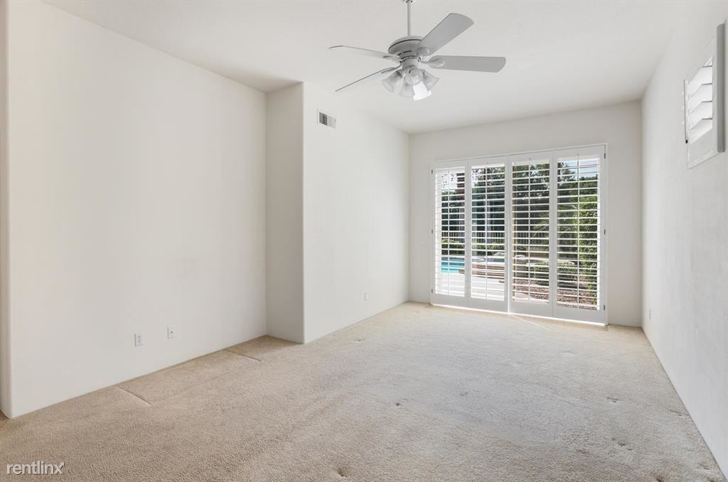 215 Kavenish Dr - Photo 3 of 10