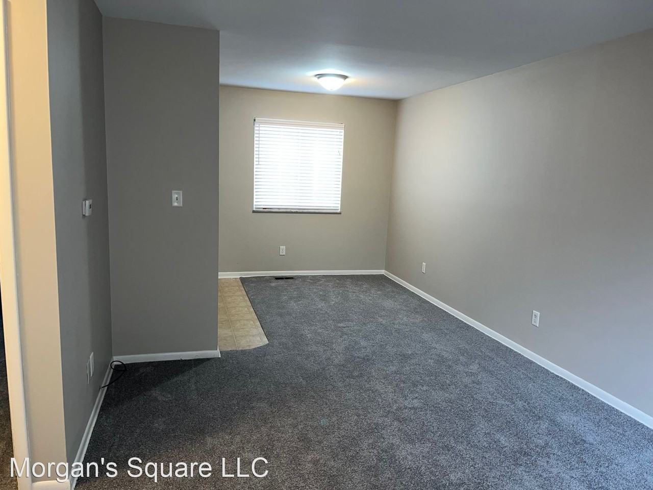 691 S Front St - Photo 3 of 7