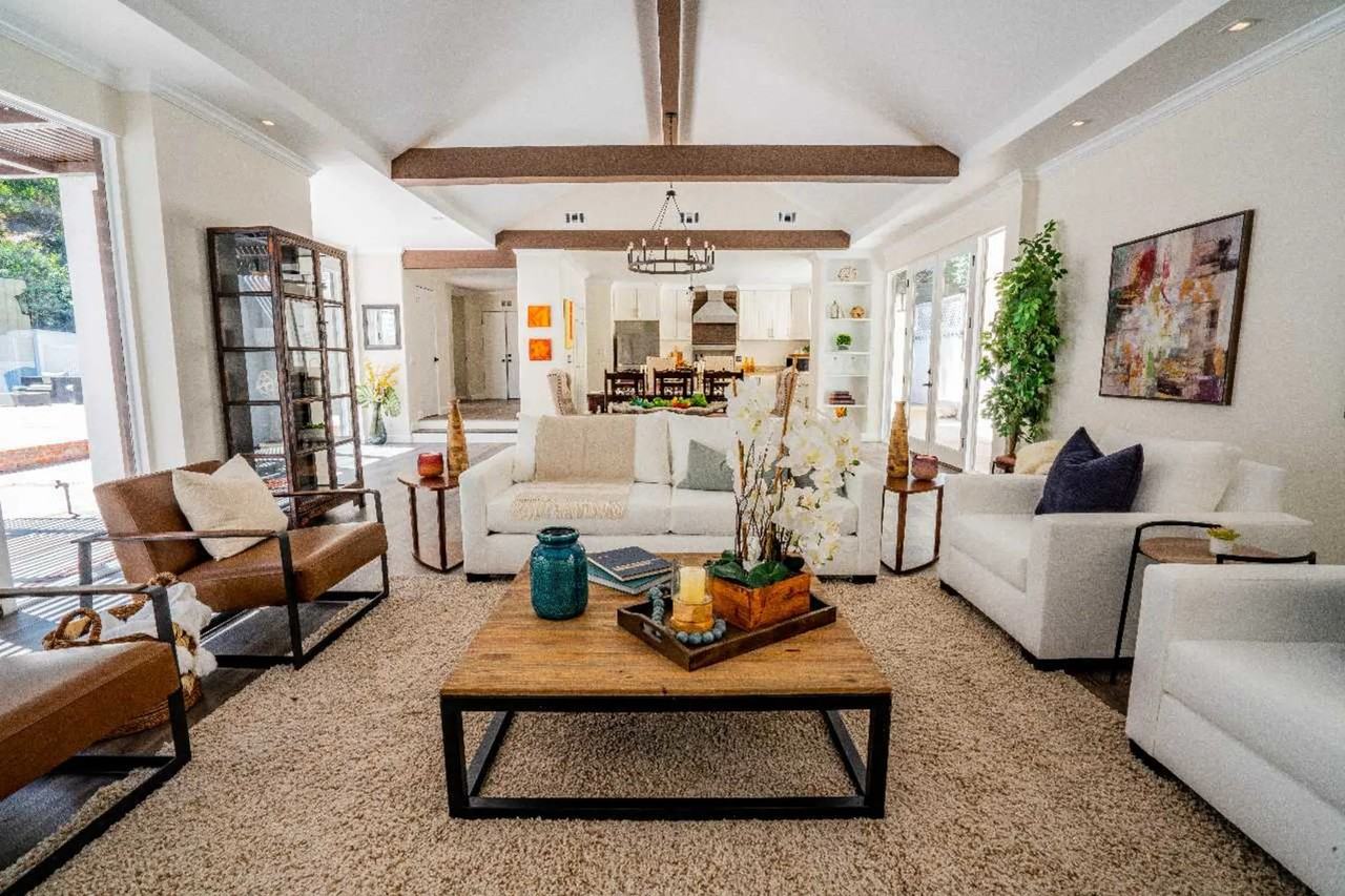 3183 Laurel Canyon Blvd - Photo 3 of 33