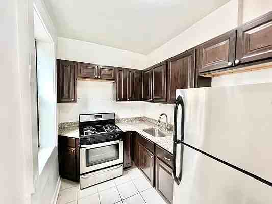 37-40 81st Street #B12 - Photo 4 of 5