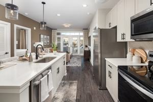 featured image of 30 S Clayton St