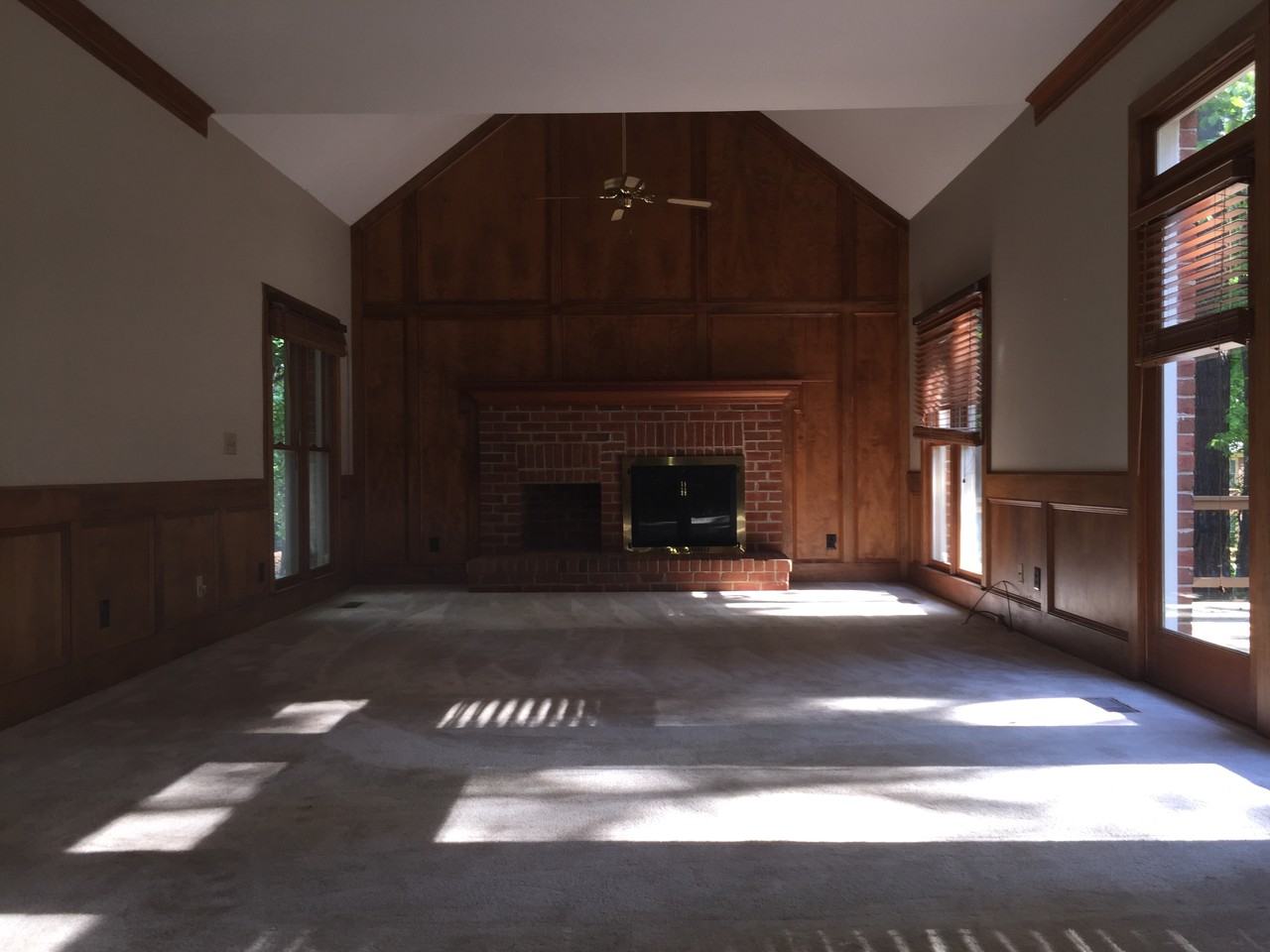 7420 Nicole Circle - Photo 3 of 21