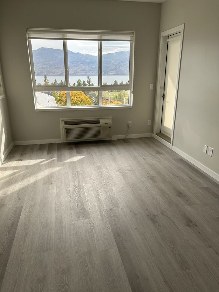 Centro - Photo 3 of 14