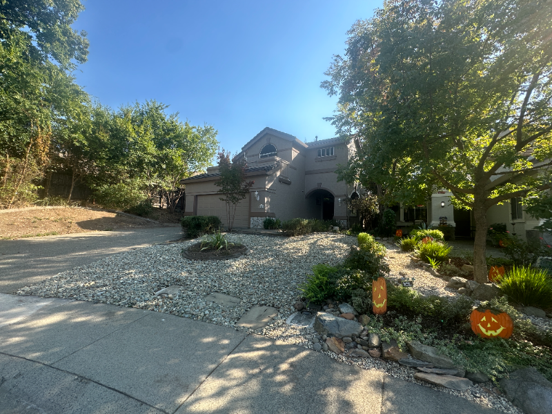 240 Rochelle Ct - Photo 2 of 41